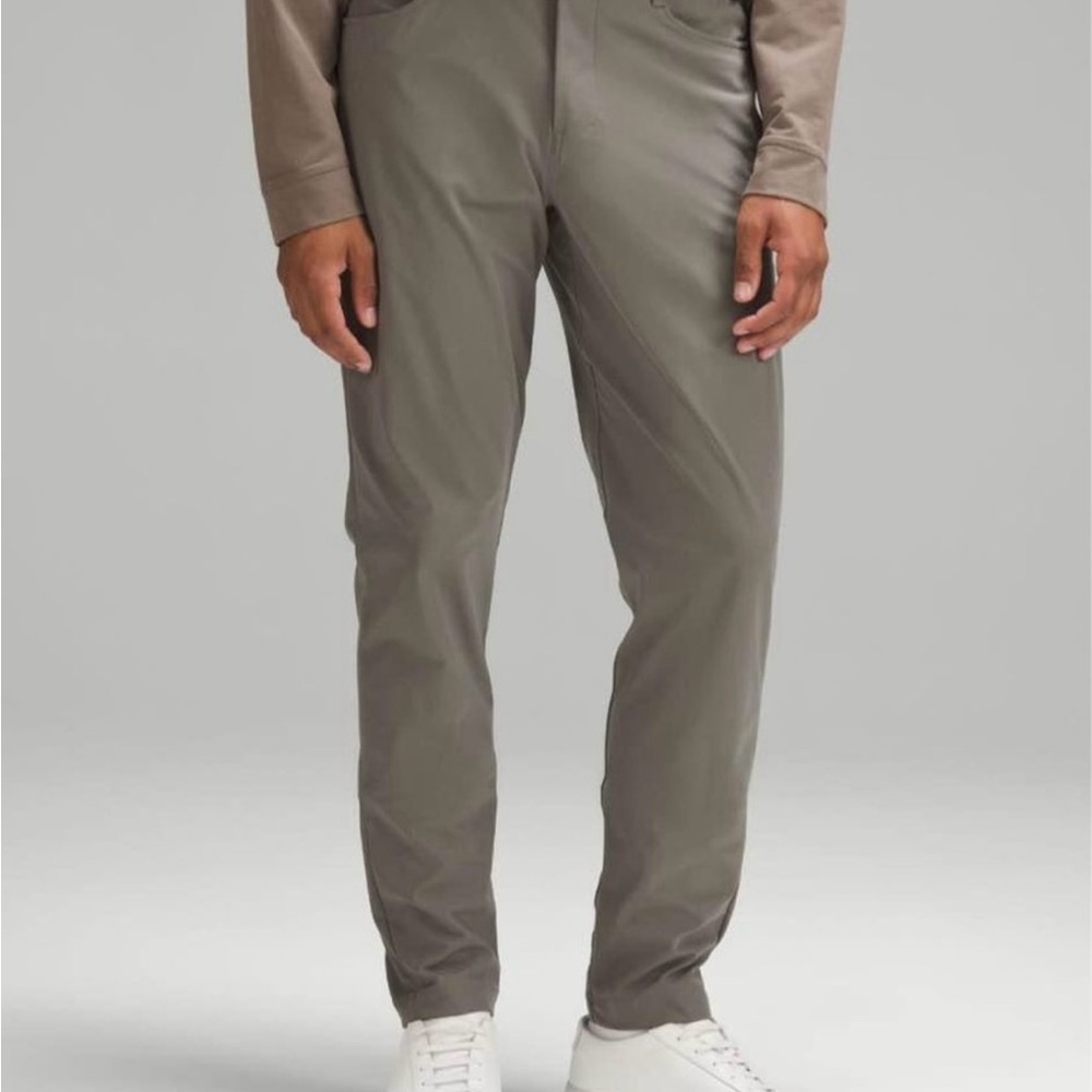 NWT ABC Slim-Fit 5 Pocket Pant 34"L Warpstreme - Picture 3 of 3